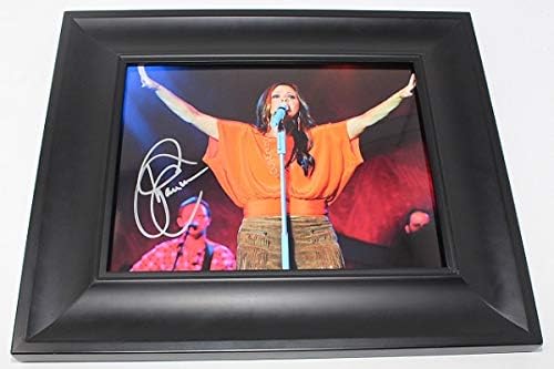 שרה אוונס כוכבת מוזיקת ​​קאנטרי שנולדה לעוף חתימה חתומה ביד 8x10 גלריית תמונות מבריק ממוסגרת Loa